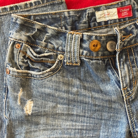 Cute factory distressed Aeropostale jeans - Picture 7 of 9